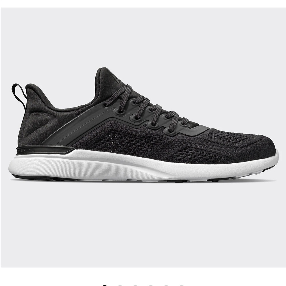 APL running shoe